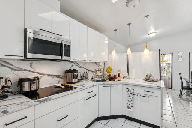 8738 NW 150th Terrace, Miami Lakes, FL 33018