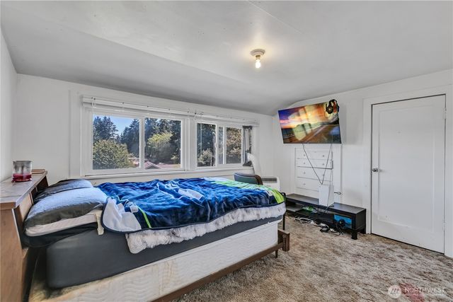 13025 Ambaum Boulevard SW, Burien, WA 98146
