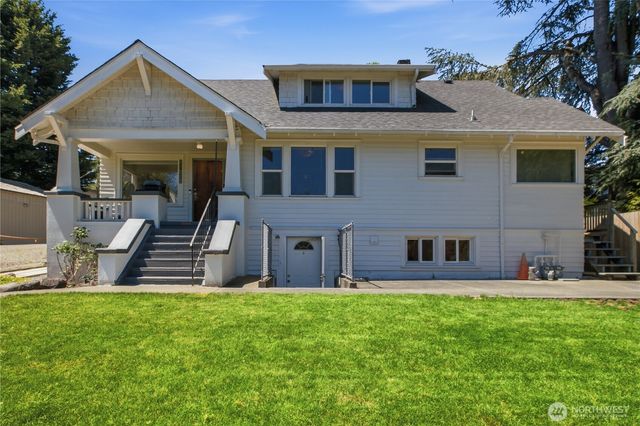 13025 Ambaum Boulevard SW, Burien, WA 98146