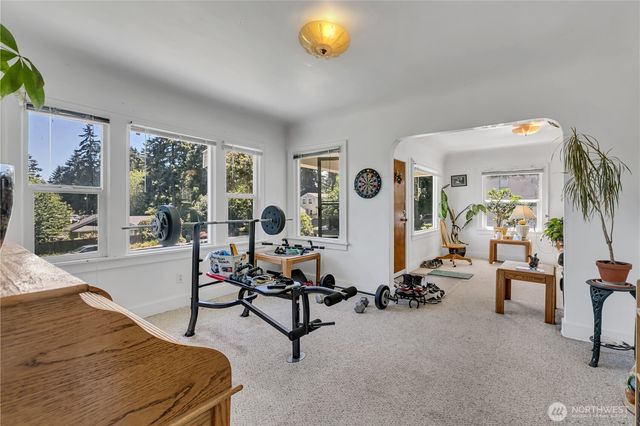 13025 Ambaum Boulevard SW, Burien, WA 98146