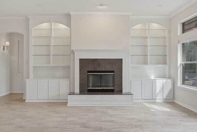 2 Prosewood Drive, The Woodlands, TX 77301