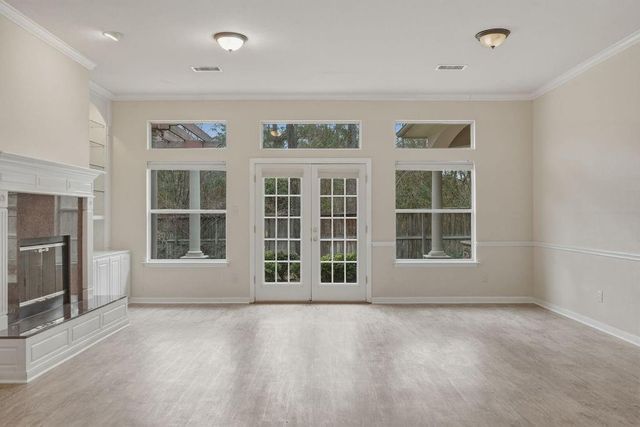 2 Prosewood Drive, The Woodlands, TX 77301