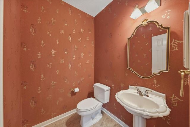 2 Prosewood Drive, The Woodlands, TX 77301