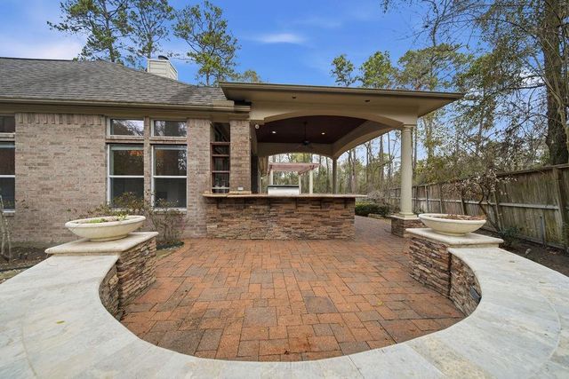 2 Prosewood Drive, The Woodlands, TX 77301