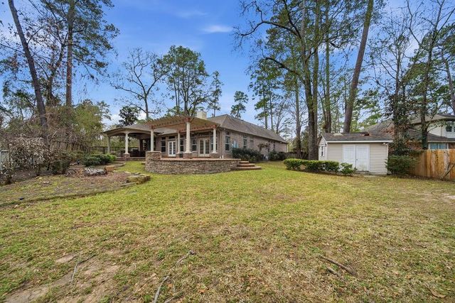 2 Prosewood Drive, The Woodlands, TX 77301