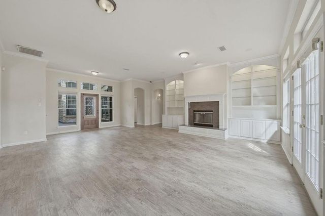 2 Prosewood Drive, The Woodlands, TX 77301