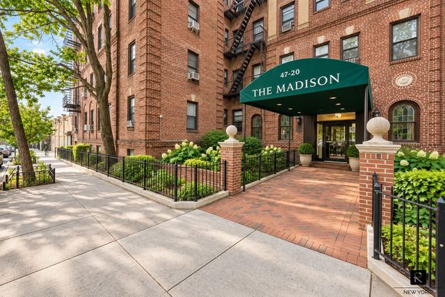 4720 42nd St Apt 3A, New York City, NY 11104