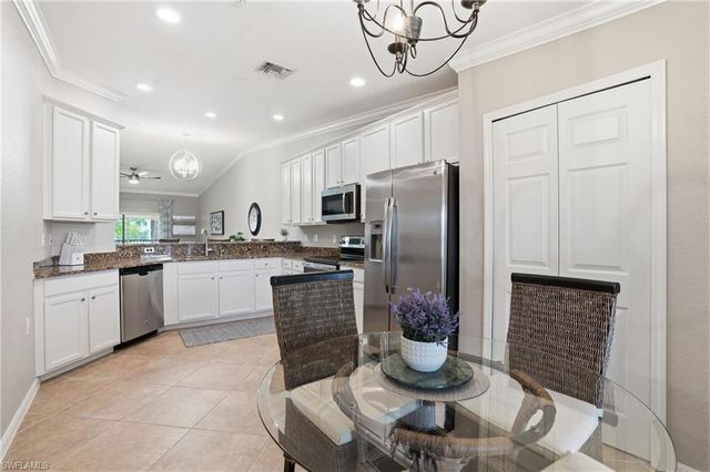 9528 Avellino WAY 2521, Naples, FL 34113