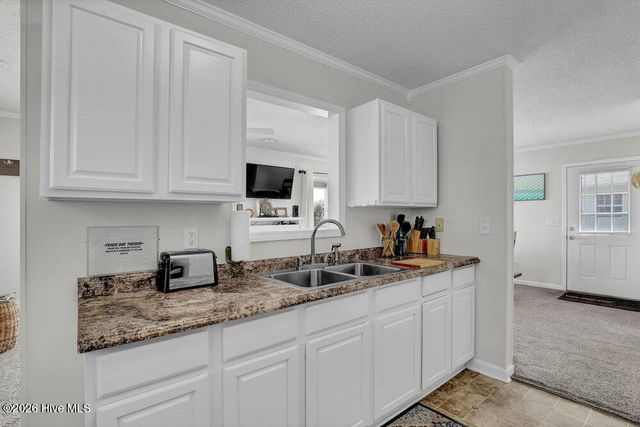 8007 8th Street, Surf City, NC 28445