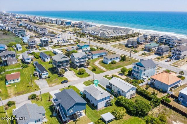 8007 8th Street, Surf City, NC 28445