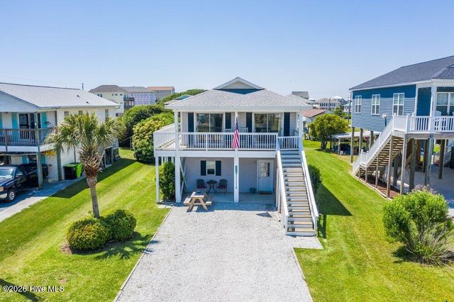 8007 8th Street, Surf City, NC 28445