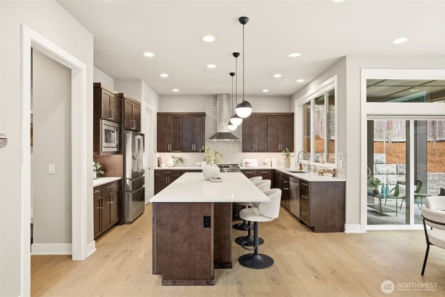 24387 NE 24th Street, Sammamish, WA 98074