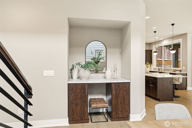 24387 NE 24th Street, Sammamish, WA 98074
