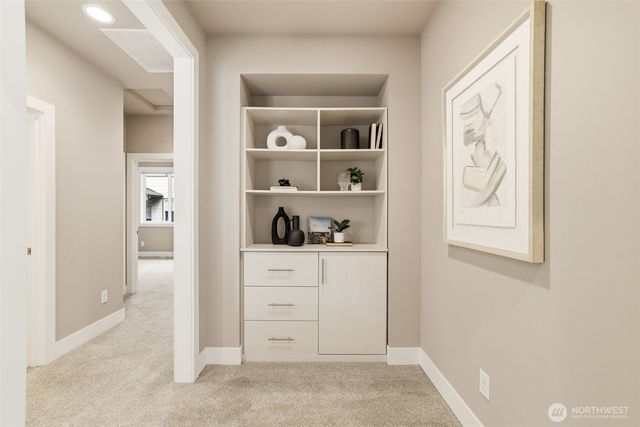24387 NE 24th Street, Sammamish, WA 98074