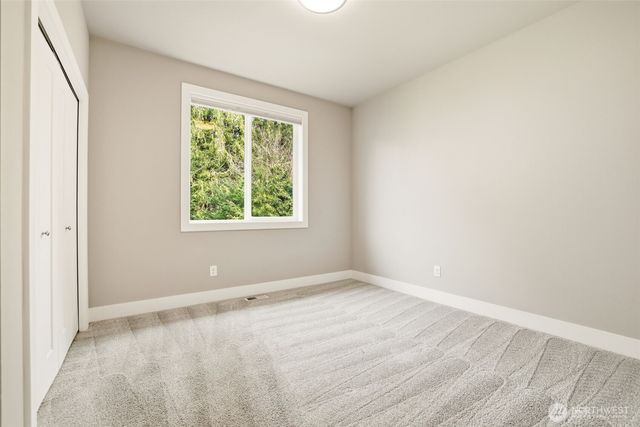 24387 NE 24th Street, Sammamish, WA 98074