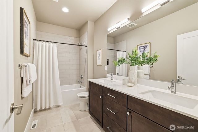 24387 NE 24th Street, Sammamish, WA 98074