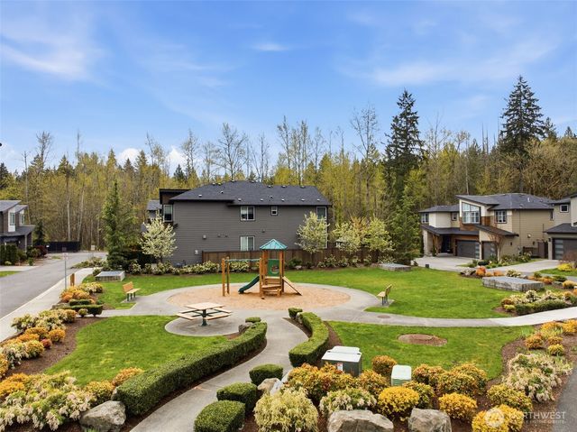 24387 NE 24th Street, Sammamish, WA 98074