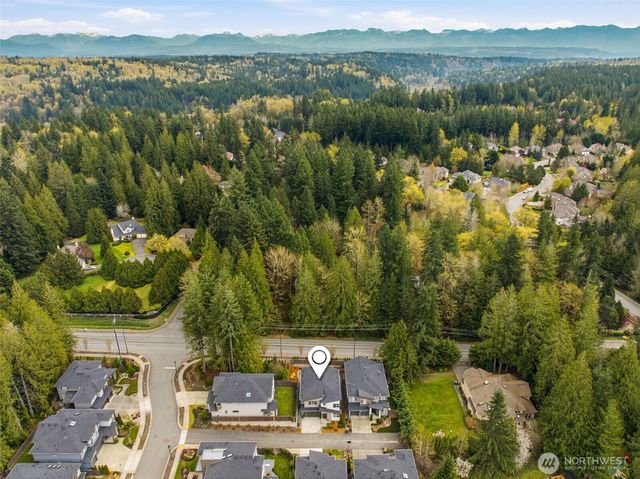 24387 NE 24th Street, Sammamish, WA 98074