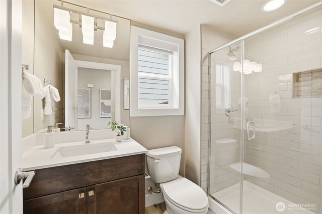 24387 NE 24th Street, Sammamish, WA 98074