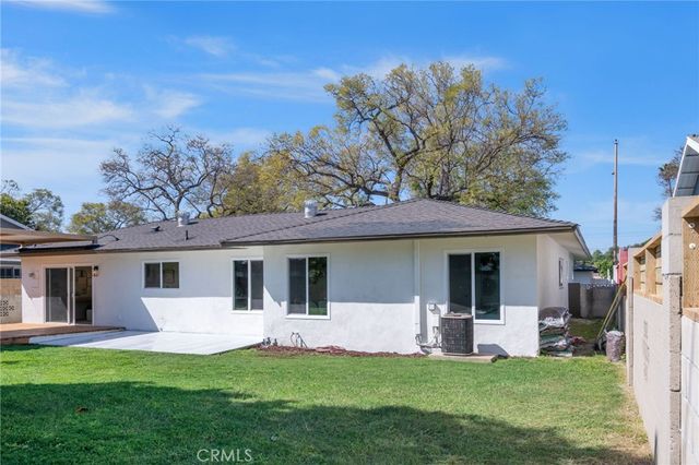 2319 N Hathaway Street, Santa Ana, CA 92705
