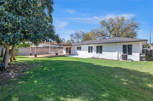 2319 N Hathaway Street, Santa Ana, CA 92705