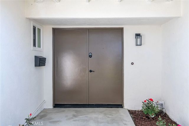2319 N Hathaway Street, Santa Ana, CA 92705