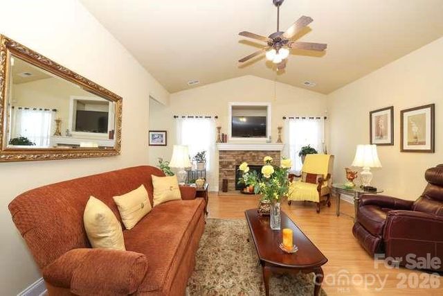 5714 Bradford Lake Lane, Charlotte, NC 28269