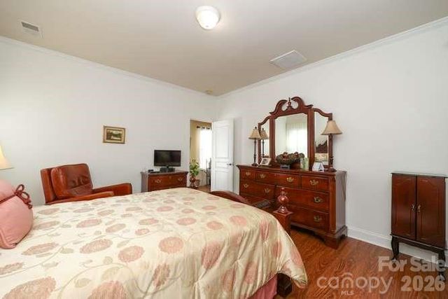 5714 Bradford Lake Lane, Charlotte, NC 28269