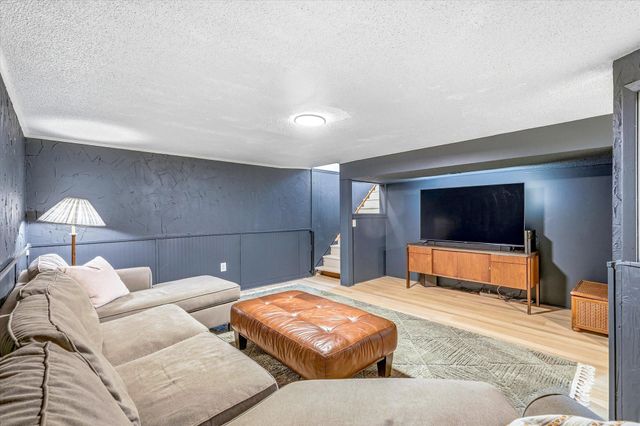 3485 Bellaire Avenue, White Bear Lake, MN 55110