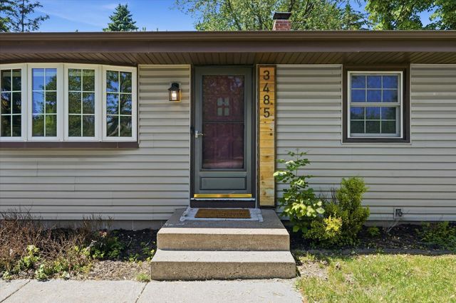 3485 Bellaire Avenue, White Bear Lake, MN 55110