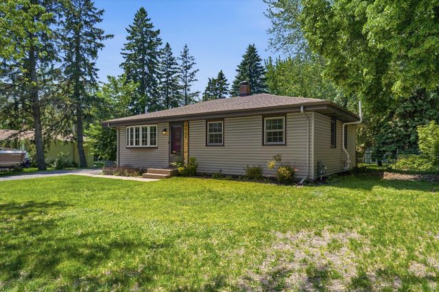 3485 Bellaire Avenue, White Bear Lake, MN 55110