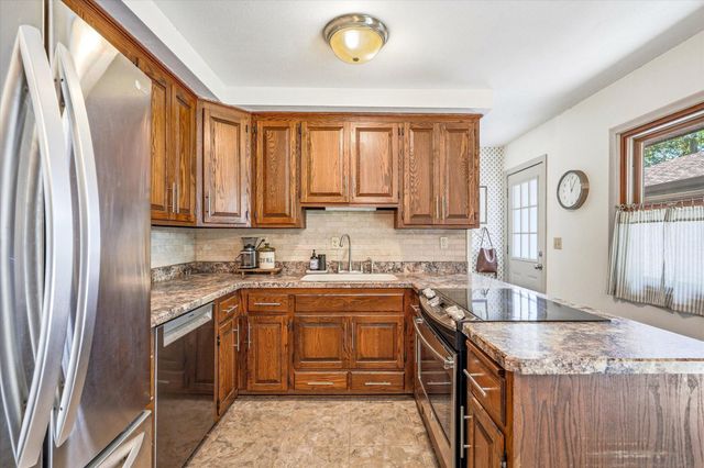 3485 Bellaire Avenue, White Bear Lake, MN 55110