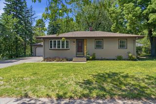3485 Bellaire Avenue, White Bear Lake, MN 55110
