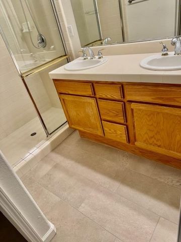 413 Marsalla Dr, Folsom, CA 95630