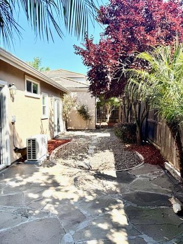 413 Marsalla Dr, Folsom, CA 95630