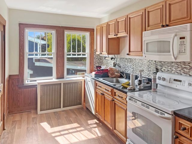 11 Hughes 2, Quincy, MA 02169