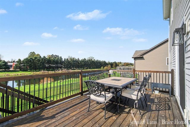 5918 Farmview Drive, Allendale, MI 49401