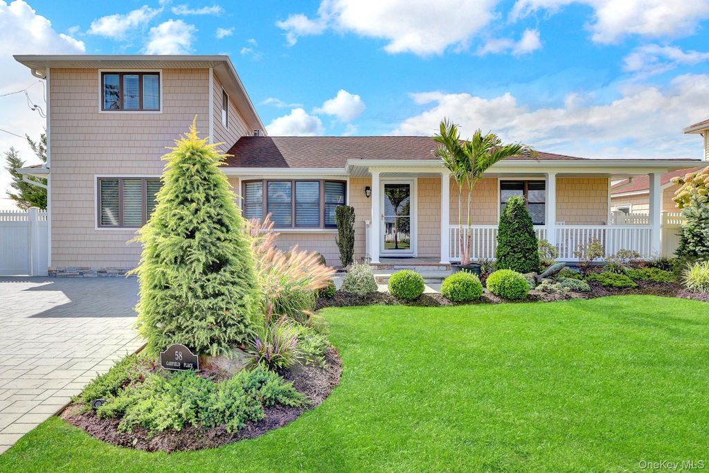 58 Garfield Place, Massapequa, NY 11758 — photo 2