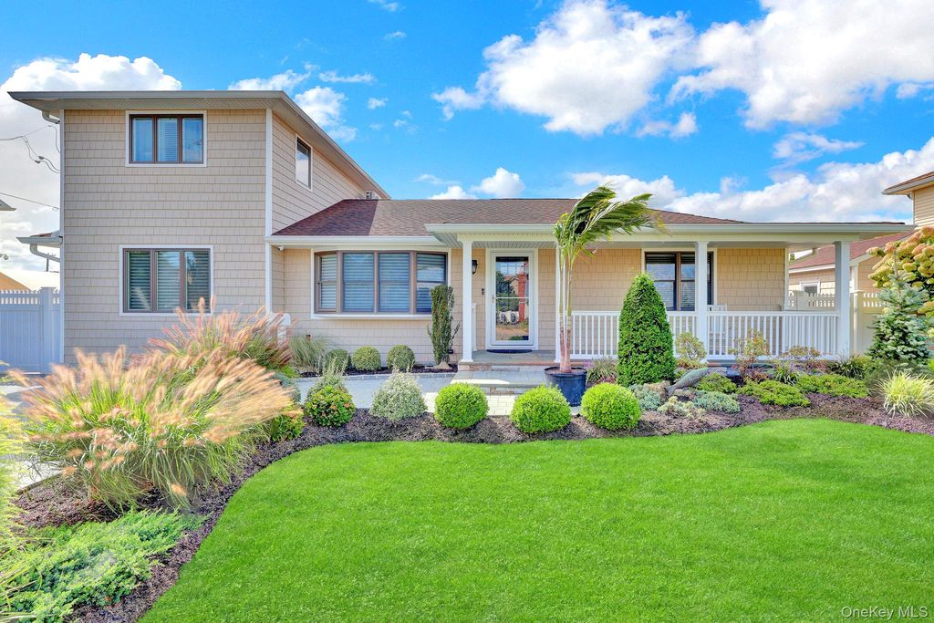 58 Garfield Place, Massapequa, NY 11758 — photo 3