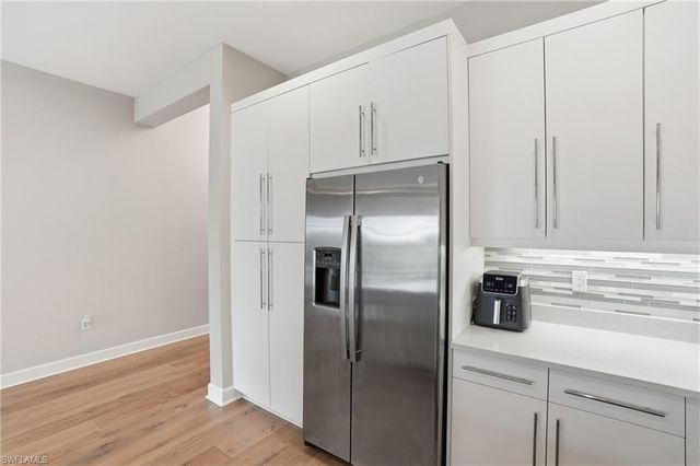 11394 Jacaranda DR, Naples, FL 34120