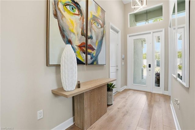 11394 Jacaranda DR, Naples, FL 34120