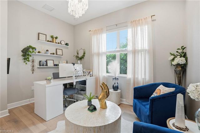 11394 Jacaranda DR, Naples, FL 34120