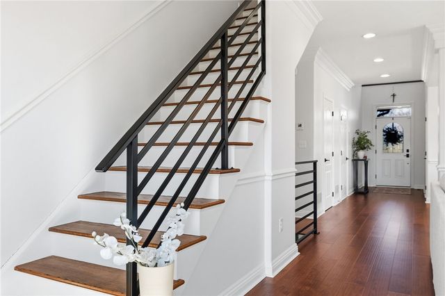 1742 Waterleaf Dr, Franklin Park, PA 15143