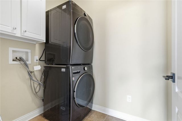 1742 Waterleaf Dr, Franklin Park, PA 15143