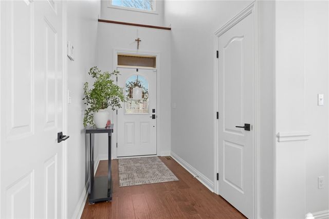 1742 Waterleaf Dr, Franklin Park, PA 15143