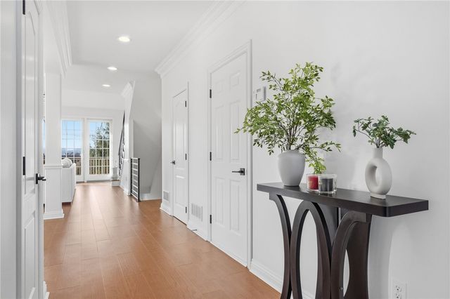 1742 Waterleaf Dr, Franklin Park, PA 15143