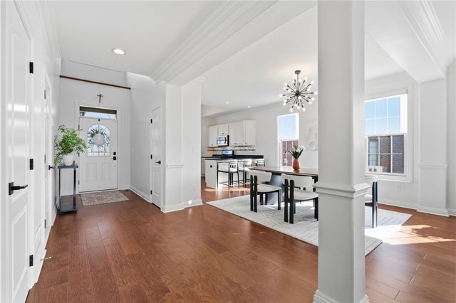 1742 Waterleaf Dr, Franklin Park, PA 15143