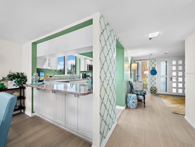 1075 GULF OF MEXICO DRIVE 205, Longboat Key, FL 34228