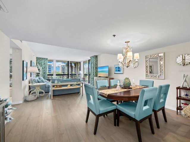 1075 GULF OF MEXICO DRIVE 205, Longboat Key, FL 34228