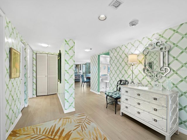 1075 GULF OF MEXICO DRIVE 205, Longboat Key, FL 34228